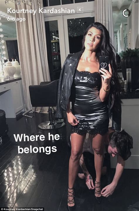 Kourtney Kardashian Shows Off Svelte Figure In Strapless Bikini In New Snapchat Daily Mail Online