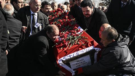 Deniz Baykal son yolculuğuna uğurlandı TRT Haber Foto Galeri