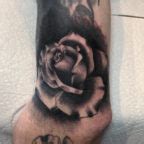 40 Blackwork Rose Tattoos You Ll Instantly Love TattooBlend