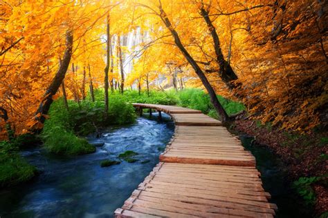 Solve Plitvice Lakes National Park Croatia Jigsaw Puzzle Online With