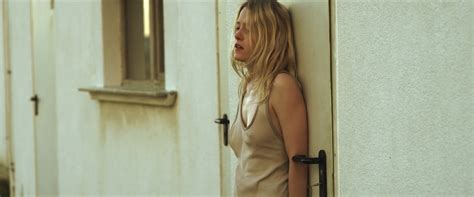 Nude Video Celebs Julia Zange Nude Mein Bruder Heisst Robert Und Ist Ein Idiot 2018