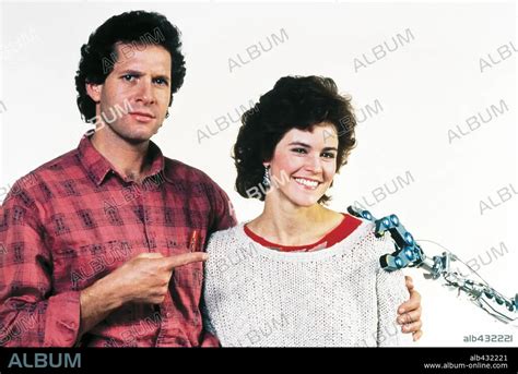 ALLY SHEEDY and STEVE GUTTENBERG in SHORT CIRCUIT, 1986, directed by JOHN BADHAM. Copyright TRI ...