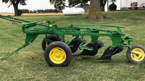 John Deere 3 Bottom Pull Type Plow F61 Davenport 2020