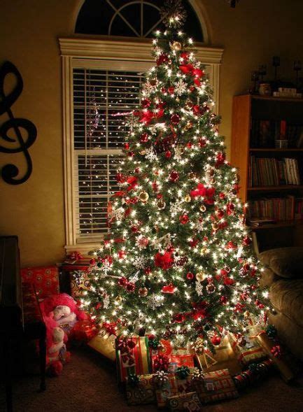 Best White Christmas Tree With Colored Lights Red 49 Ideas Elegant Christmas Trees Christmas