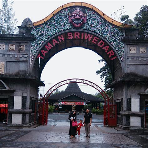 Review Lokasi Dan Harga Tiket Taman Sriwedari Solo Pariwisataku