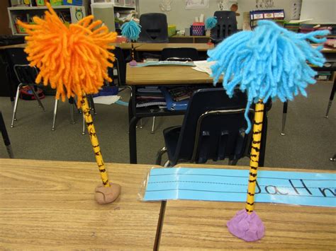 Making Seuss Trees Truffula Tree Craft Seuss Crafts Truffala Tree Craft