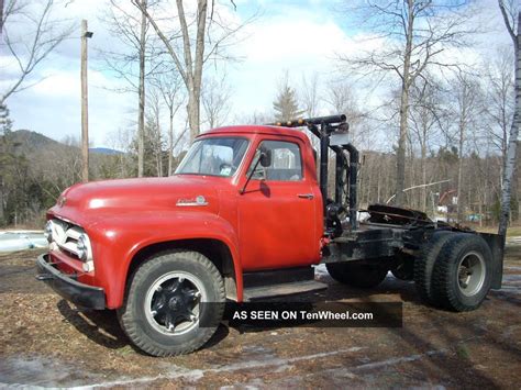 Ford F800 Big Job Truck Specs