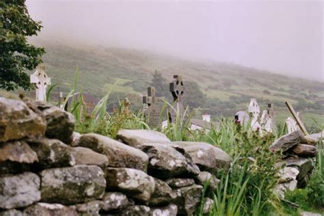 Irish Misty Cemetery Benoît Ferradini Flickr