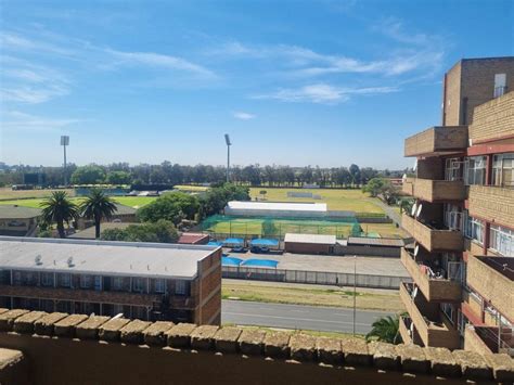 Bedroom Apartment Flat For Sale In Benoni Central P