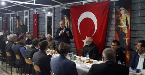 Bakan Akar Hatay Da Kanaat Nderleriyle Bir Araya Geldi