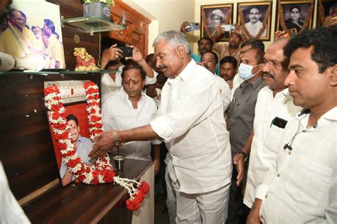 Andhra Pradesh Peddireddi Visits Slain Ysrcp Leaders Village Assures