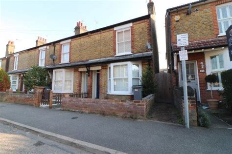 3 Bed End Terrace House To Rent In Nursery Road Chelmsford Cm2 Zoopla