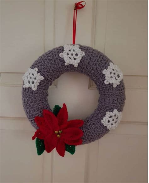 Beautiful Free Christmas Crochet Wreaths Patterns Smartpennieslife