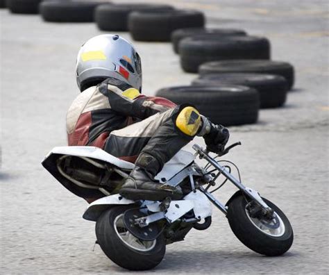 What are the Best Tips for Mini Bike Racing? (with pictures)