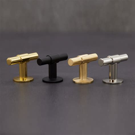 Beslag Design T Bar Cabinet Handle Brushed Brass Model Uniform T