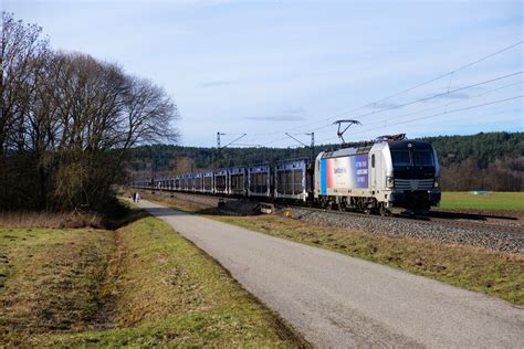 Ell Rtb Cargo Mit Einem Ars Altmann Autotransportzug Bei