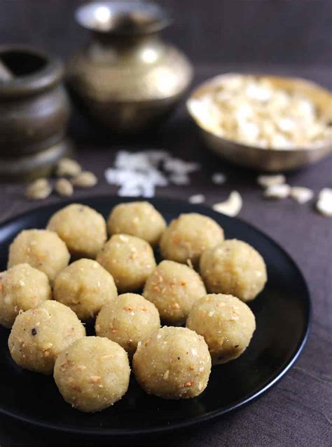 Poha Laddu Aval Ladoo Avalakki Unde With Jaggery