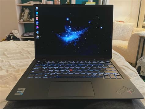 My first Thinkpad — X1 Carbon Gen 11, 2.8K OLED : r/thinkpad