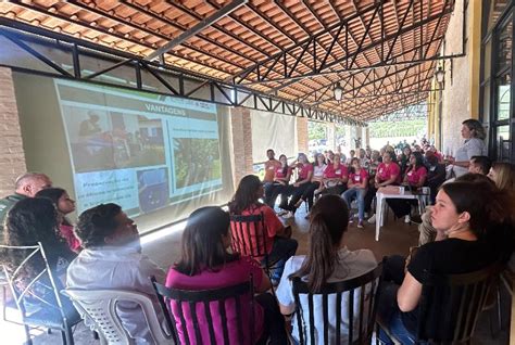 Mais De Pessoas Participam Do Encontro Da Fam Lia Rural Da