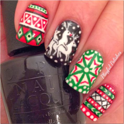 Playful Polishes: CHRISTMAS SWEATER NAILS