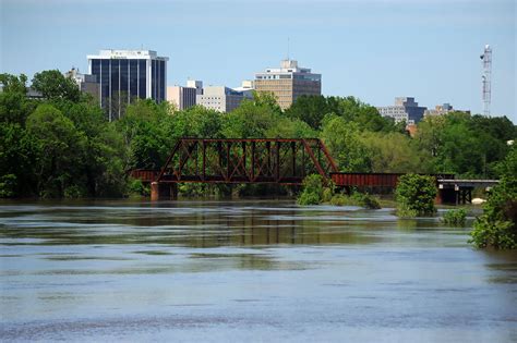 Pearl River Expected To Flood Jackson Mississippi Today