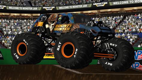 Ror Monster Jam Bounty Hunter Showcase Youtube