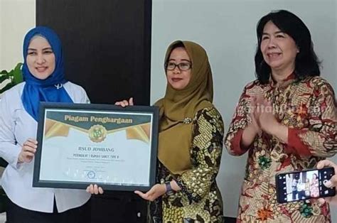 RSUD Jombang Kembali Raih Penghargaan Terbaik Dari BPJS Kesehatan