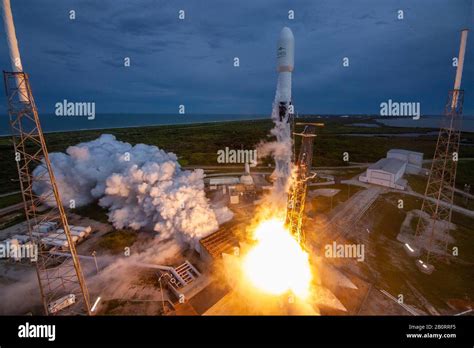 Cape Canaveral Usa 06 Aug 2019 A Spacex Falcon 9 Rocket Launches Off Into Space With The