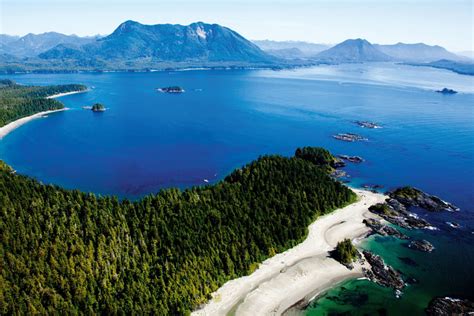 The must luxurious travel destinations in Canada | ELLE Canada Magazine ...