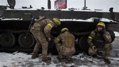 As Russia Pounds Ukraine Nato Countries Rush In Javelins And Stingers