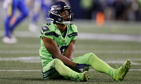 Seahawks Place 2 Players On Covid 19 Reserve Ahead Of Rams Matchup