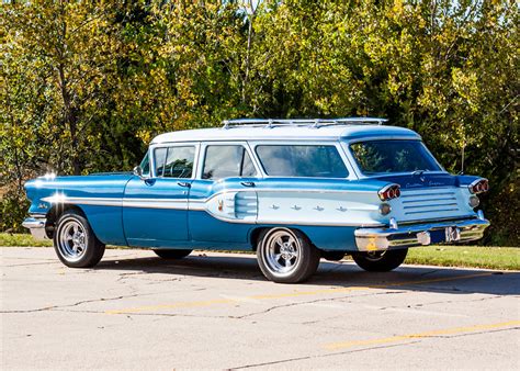 1958 PONTIAC STAR CHIEF CUSTOM SAFARI WAGON Barrett Jackson Auction