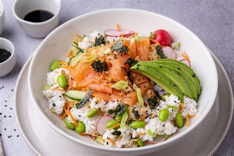 Sushi Salade Met Zalm Mind Your Feed