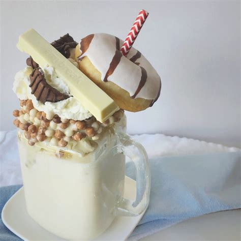 Freakshake Over De Top Vanille Milkshake Cookingdom