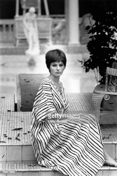 132 Jacqueline Bisset 1968 Stock Photos High Res Pictures And Images