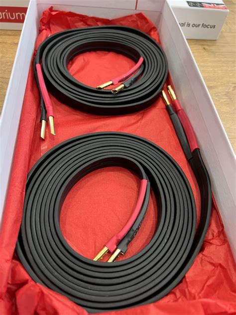 Tellurium Q Black Ii M Speaker Cable Pair Banana Plugs Hi Fi And