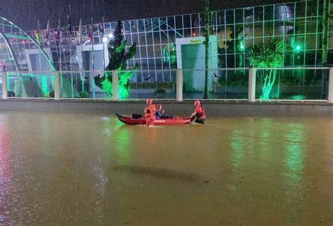 Chuva Volumosa E Intensa Persiste Em Sc Defesa Civil Faz Novo Alerta