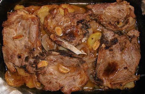 Chuletas De Aguja De Cerdo Al Horno Homarus