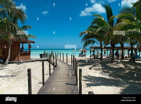 Beach at Cayo Coco, Cuba Stock Photo - Alamy