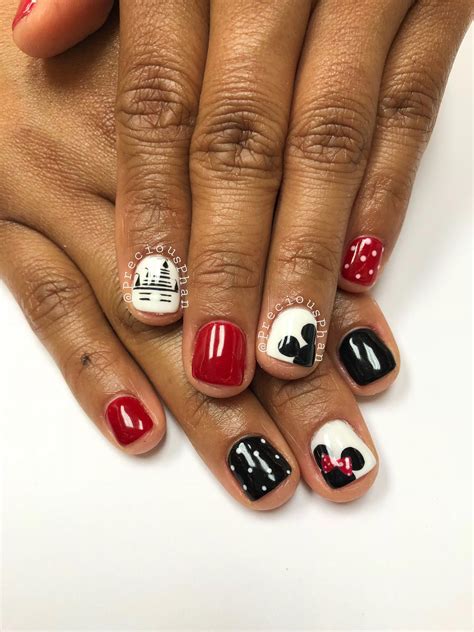 Disney Nails Disneyland Happiest Place On Earth Mickey Mouse Minnie