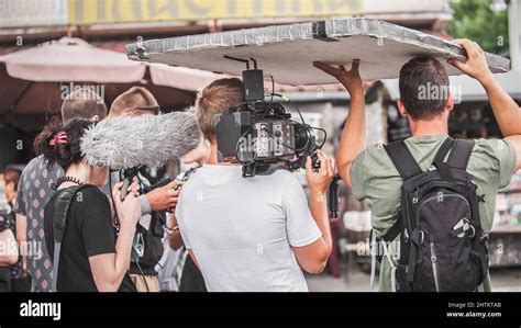 Behind the scenes film crew hi-res stock photography and images - Alamy