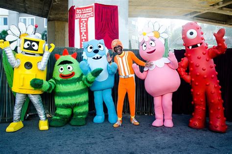 「yo Gabba Gabba」おしゃれまとめの人気アイデア｜pinterest｜sesame Street Plaza Sésamo