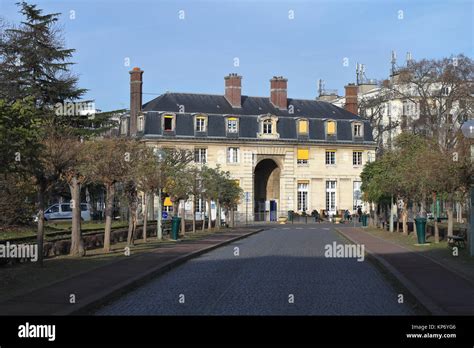 Pitie Salpetriere Hospital Paris Hi Res Stock Photography And Images