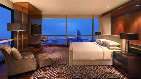 Luxury Hotel Rooms & Suites | Grand Hyatt Shenzhen