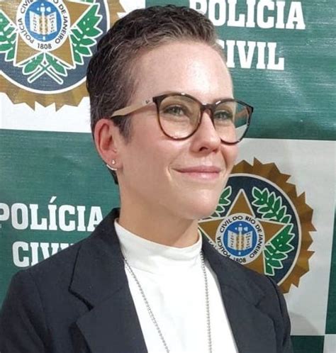 Juliana Montes Toma Posse Como Delegada Titular Da Deam Vr Di Rio Do Vale