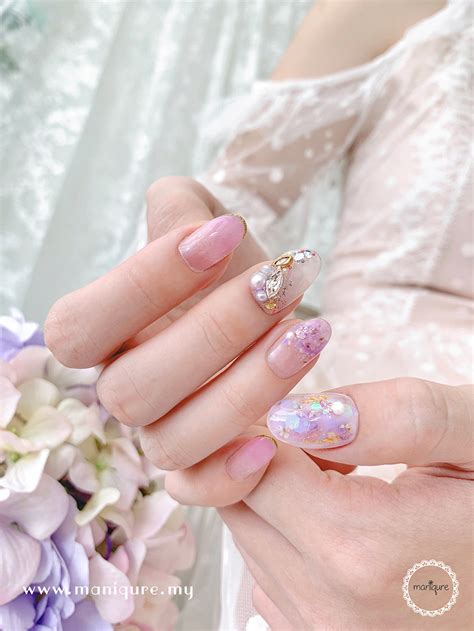 17 Type Of Flower Theme Wedding Nails Maniqure Nail Salon