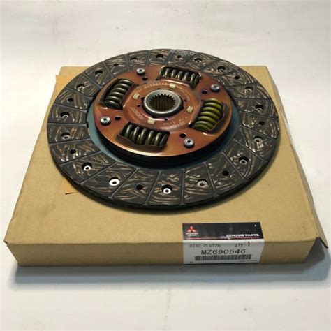 Genuine Mitsubishi Clutch Disc For Adventure L Pajero L D