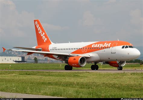 G EZAY easyJet Airbus A319 111 Photo by Björn Huke ID 1476317