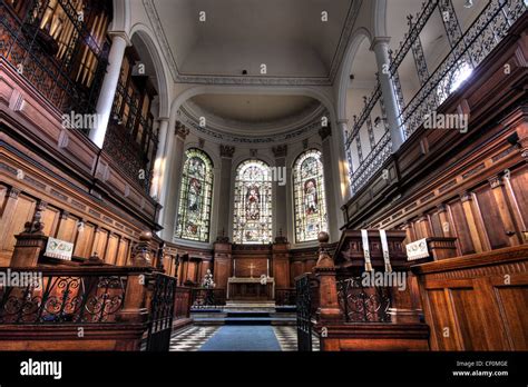 St Anns Church Manchester Altar View Stock Photo Alamy