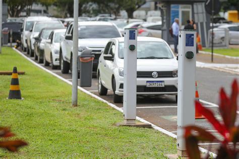 Novos Condom Nios No Df Dever O Ter Recarga Para Carro El Trico Em Rea